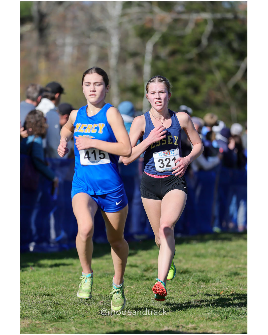 Alyson Low, Mercy High School, P136, 21:49.80 - New England Cross Country State Championship - Thetford Vt - November 8, 2025 File: ./dir-1-Girls-Championship/251108-2025-New England-Cross-Country-Championships-Thetford-VT-317-296A5582.jpg Alyson Low, Mercy High School, P136, 21:49.80 - New England Cross Country State Championship - Thetford Vt - November 8, 2025 – 2025 New En…